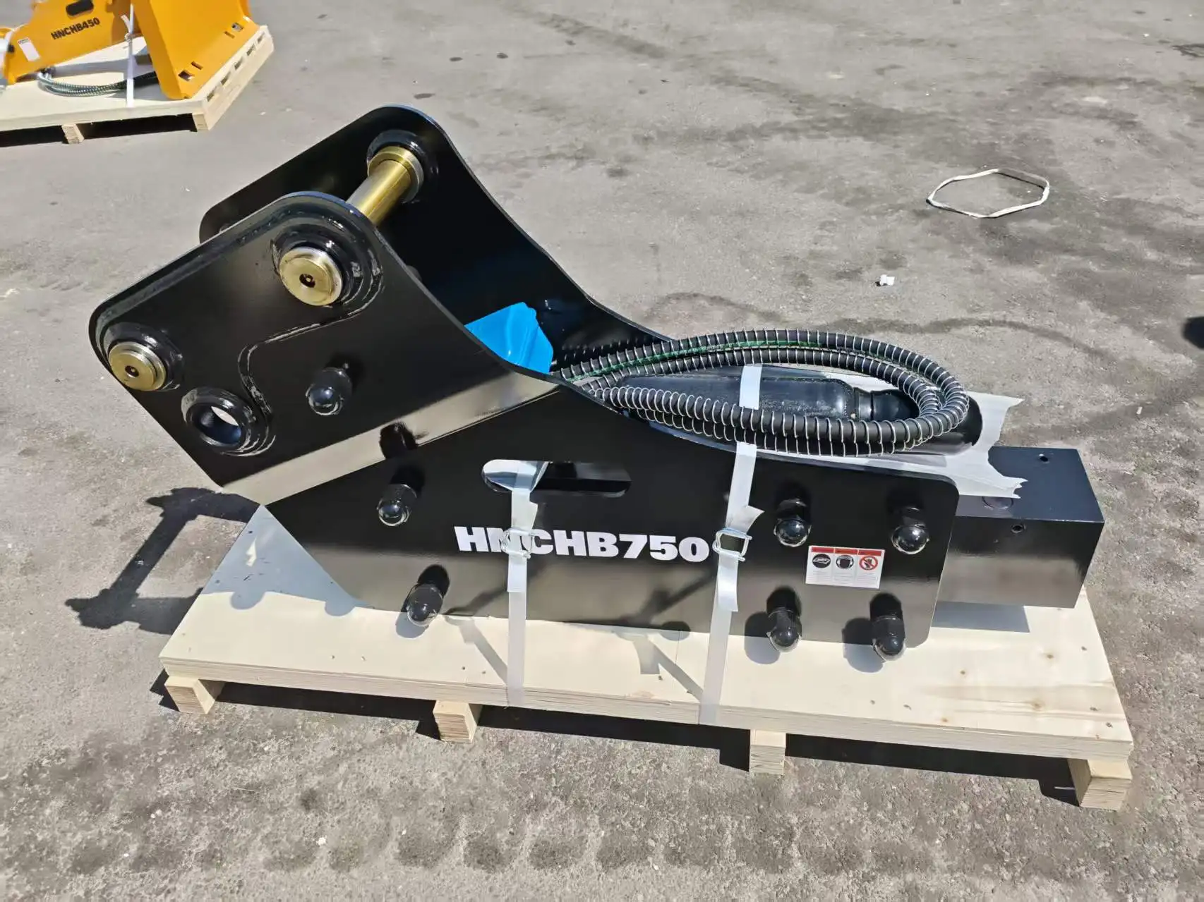 Universal Multi Ton Hydraulic Rock Breaker, Replaceable Chisel For All Standard Construction Excavators
Universal Multi Ton Hydraulic Rock Breaker, Replaceable Chisel For All Standard Construction Excavators