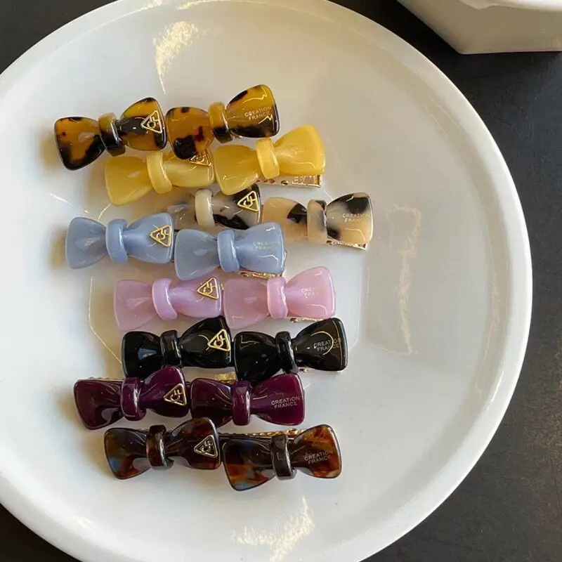 Acetate Bow Hair Clip Duckbill Style for Side Bangs Flyaway Hair Premium Elegant Lightweight Daily Wear Barrette Styling Tools
Acetate Bow Hair Clip Duckbill Style for Side Bangs Flyaway Hair Premium Elegant Lightweight Daily Wear Barrette Styling Tools