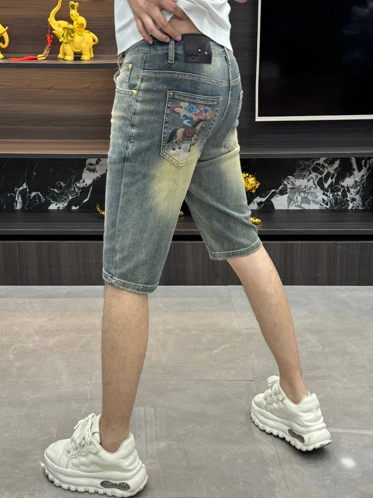Retro Print Men's Summer Denim Shorts Loose Fit Fashionable American Style Five-Pocket Washed Gradient Straight Leg Jeans
Retro Print Men's Summer Denim Shorts Loose Fit Fashionable American Style Five-Pocket Washed Gradient Straight Leg Jeans