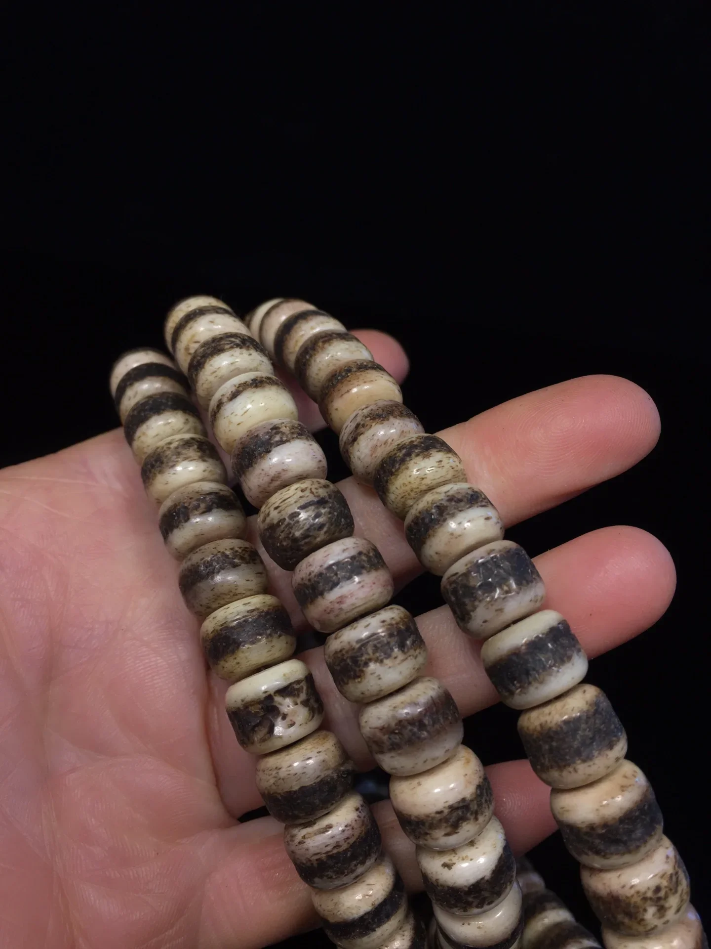 15"Tibetan Temple Collection Old Gabbra 108 Buddha Beads Kapala Necklace Pendant Amulet Dharma Town house Exorcism
15"Tibetan Temple Collection Old Gabbra 108 Buddha Beads Kapala Necklace Pendant Amulet Dharma Town house Exorcism
