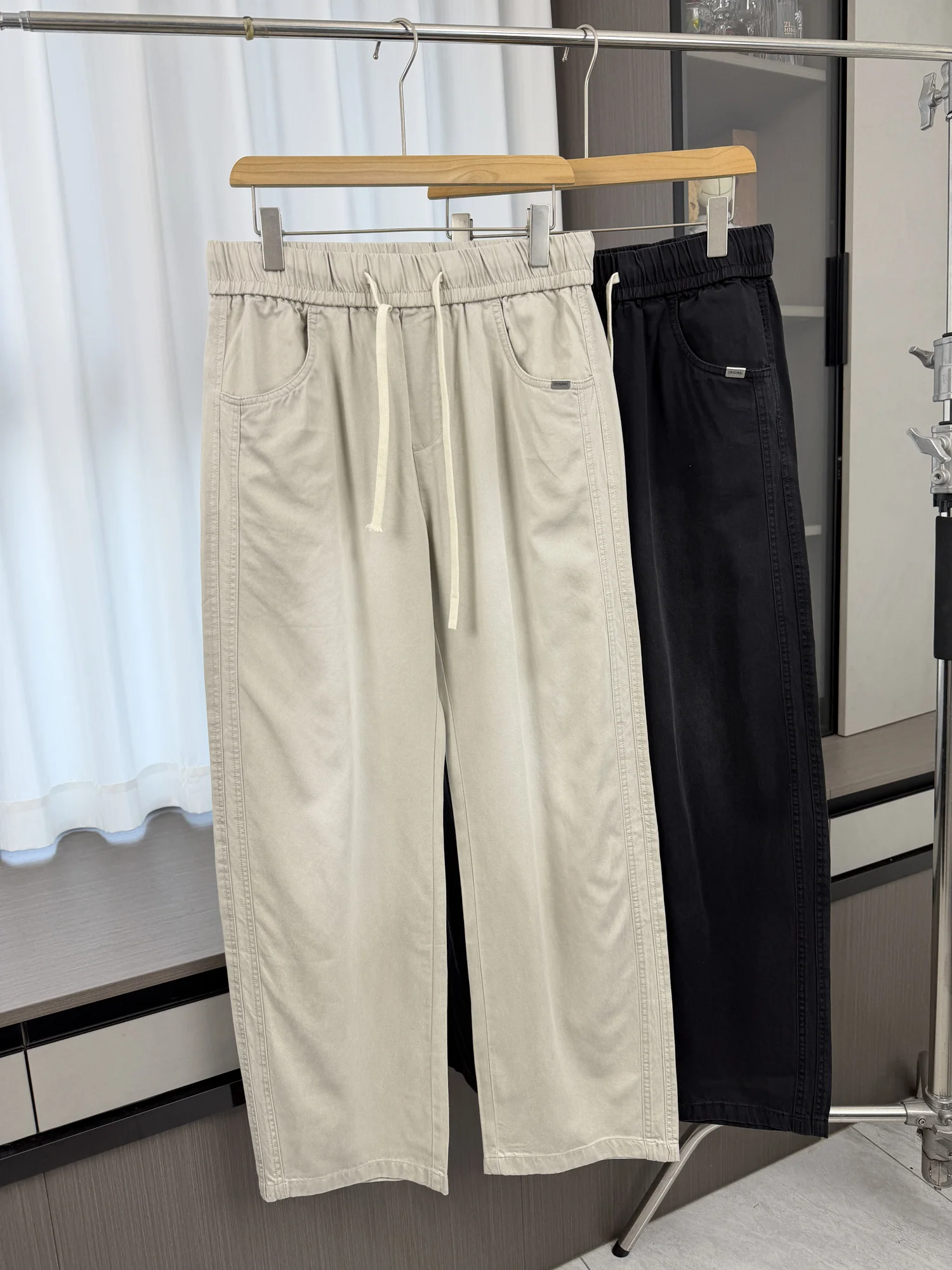 Spring Men's Comfortable Wide Leg Denim Pants Hanging Drapery Commute High Waist Washed Versatile Casual High Waist Jeans
Spring Men's Comfortable Wide Leg Denim Pants Hanging Drapery Commute High Waist Washed Versatile Casual High Waist Jeans
