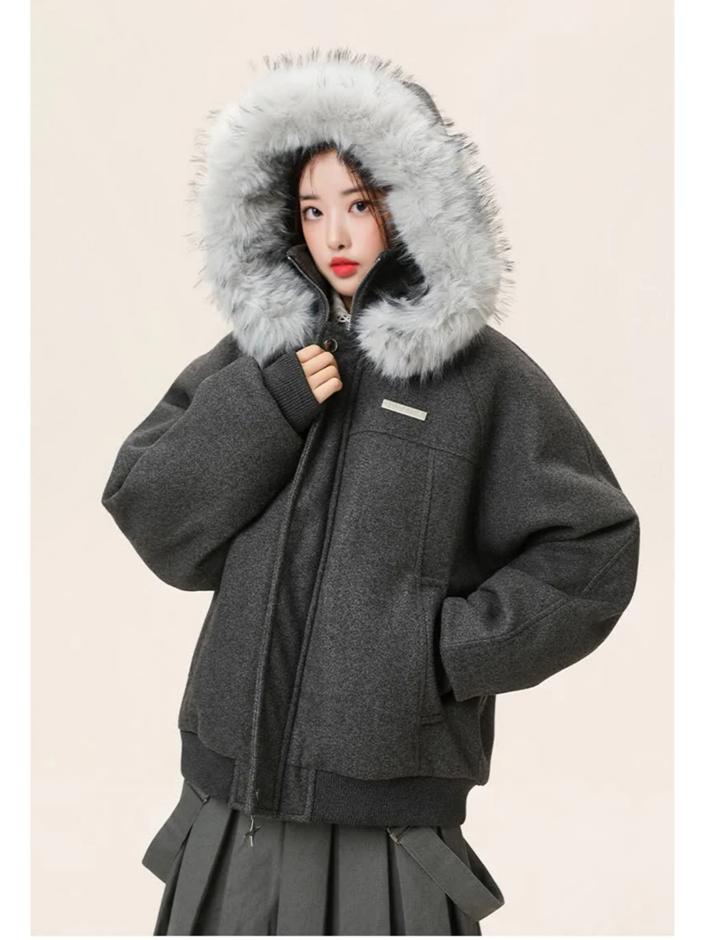 Men's Thiened Winter Cotton Jaet with Large Fur Collar Hooded American Sle Couple's Clothing High-end Wool Material
Men's Thiened Winter Cotton Jaet with Large Fur Collar Hooded American Sle Couple's Clothing High-end Wool Material