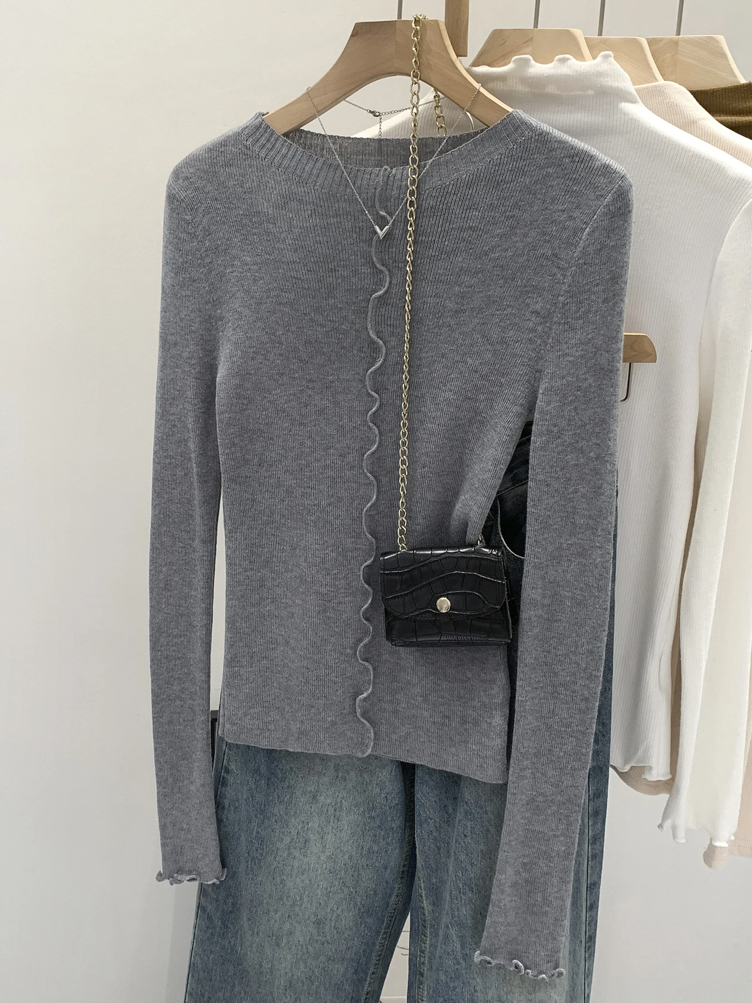 Gray Knitted Sweater Women's Slim Fit Base Layer Beautiful Embellishment Winter 2026 New Arrival High End Small Capitalized Top
Gray Knitted Sweater Women's Slim Fit Base Layer Beautiful Embellishment Winter 2026 New Arrival High End Small Capitalized Top