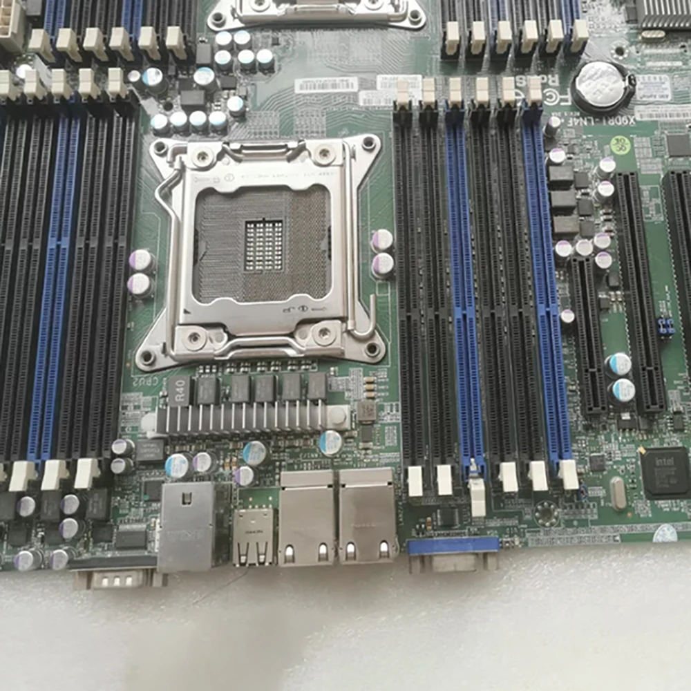 Bulk Package X9DRI-LN4F+ DDR3 E5-2600 X79 2011 Server Motherboard
Bulk Package X9DRI-LN4F+ DDR3 E5-2600 X79 2011 Server Motherboard