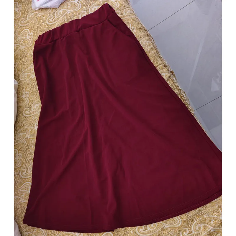 Весенне-осенние юбки трапециевидной формы большого размера, женские эластичные юбки с высокой талией, винно-красные, черные, длинные юбки, женские повседневные однотонные юбки макси
Весенне-осенние юбки трапециевидной формы большого размера, женские эластичные юбки с высокой талией, винно-красные, черные, длинные юбки, женские повседневные однотонные юбки макси