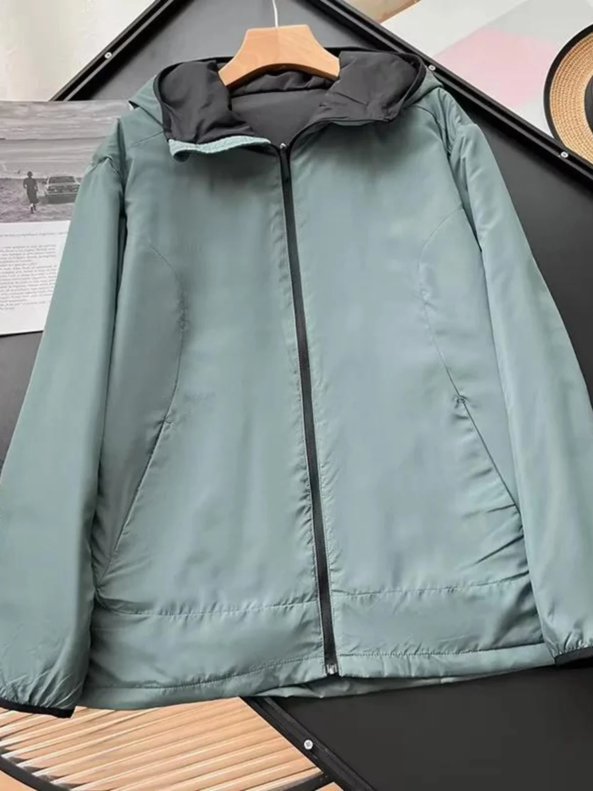 Ultra-Lightweight Outdoor Men's Jaet CL97424 Hooded Air-Fce Spor Faionable Ci-Sle Waterproof Long-Sve ort-L...
Ultra-Lightweight Outdoor Men's Jaet CL97424 Hooded Air-Fce Spor Faionable Ci-Sle Waterproof Long-Sve ort-L...