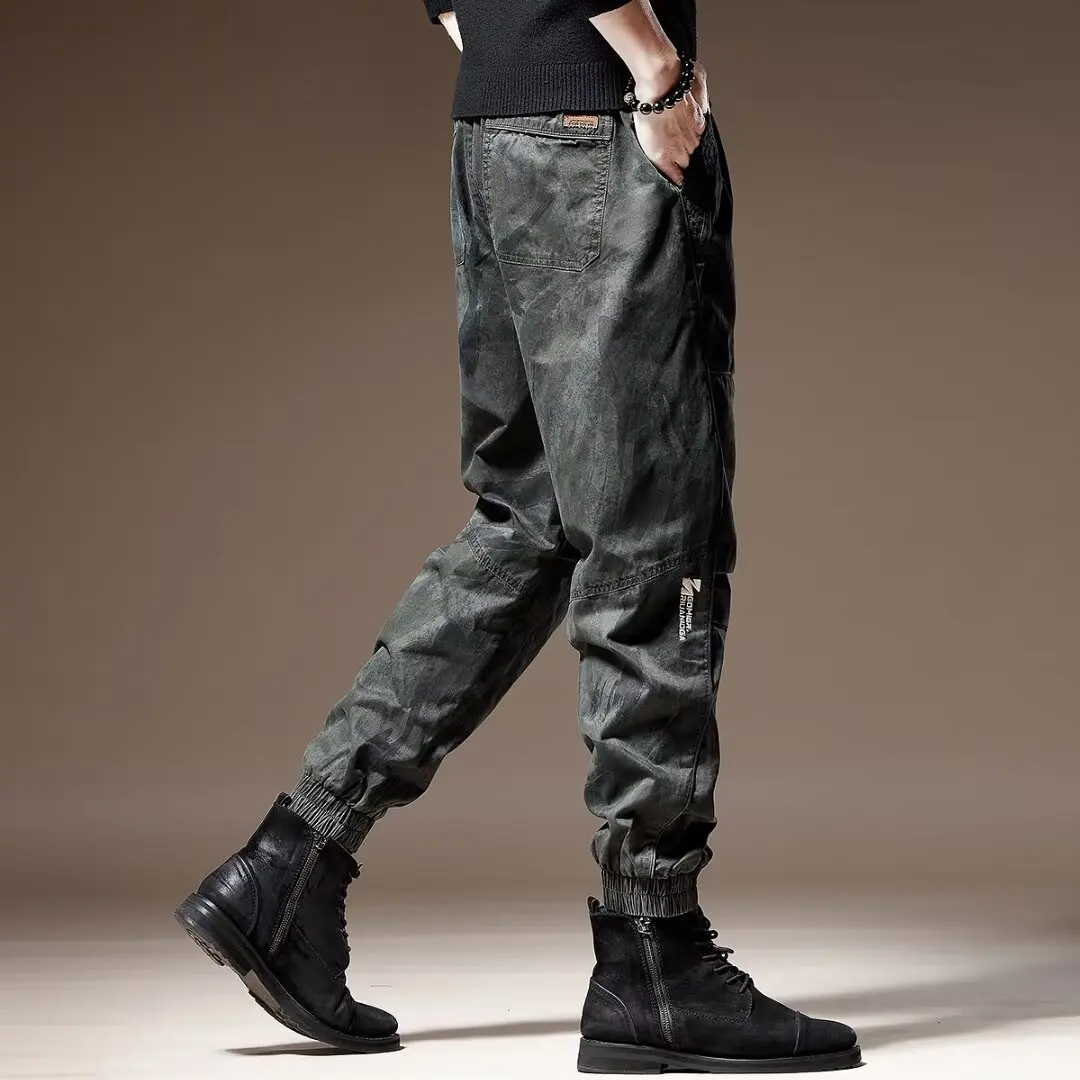 American camouflage washed work pants for men, loose fitting ankle pants, sports and casual long pants
American camouflage washed work pants for men, loose fitting ankle pants, sports and casual long pants