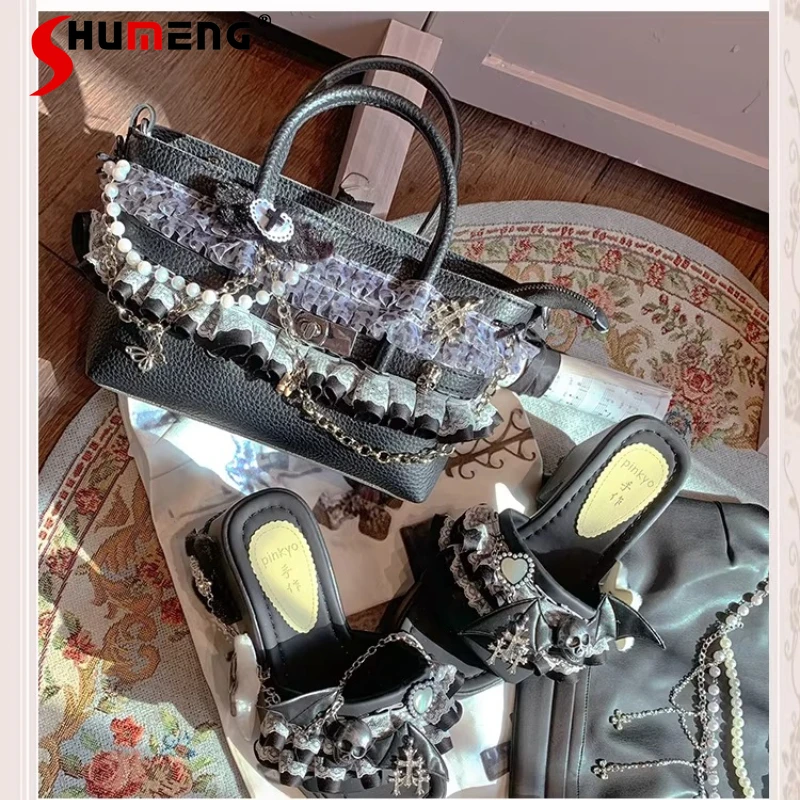 Japanese Lolita Sweet Cool Black Handbag Shoulder Bag Y2k Crossbody Bag With Lace Chain Pearl Butterfly Decoration Shopping Bags
Japanese Lolita Sweet Cool Black Handbag Shoulder Bag Y2k Crossbody Bag With Lace Chain Pearl Butterfly Decoration Shopping Bags
