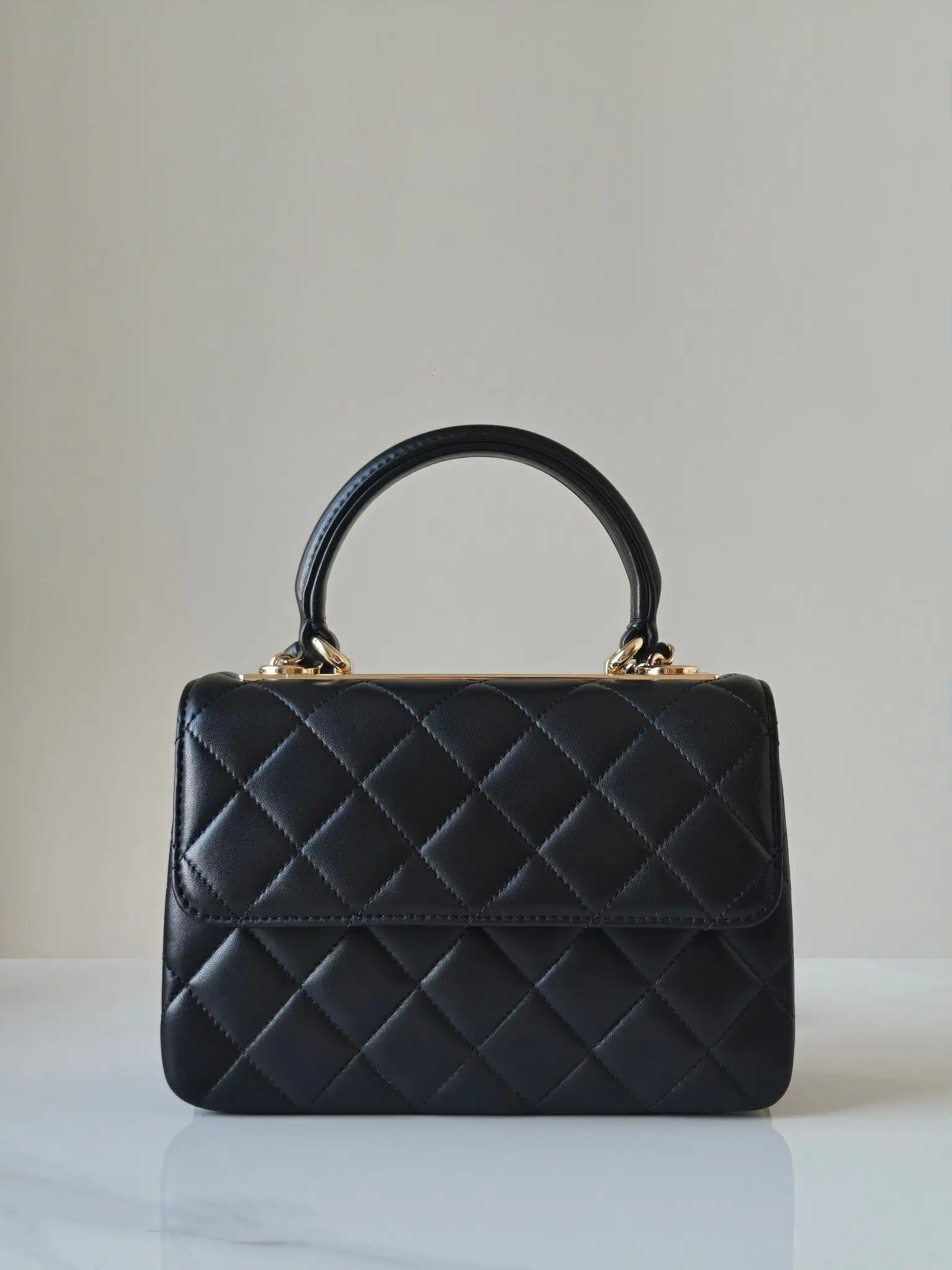 Small square bag designer bag handbag wallet the tote bag female black mini makeup bag evening bag musette bag purse shoulder bag
Small square bag designer bag handbag wallet the tote bag female black mini makeup bag evening bag musette bag purse shoulder bag