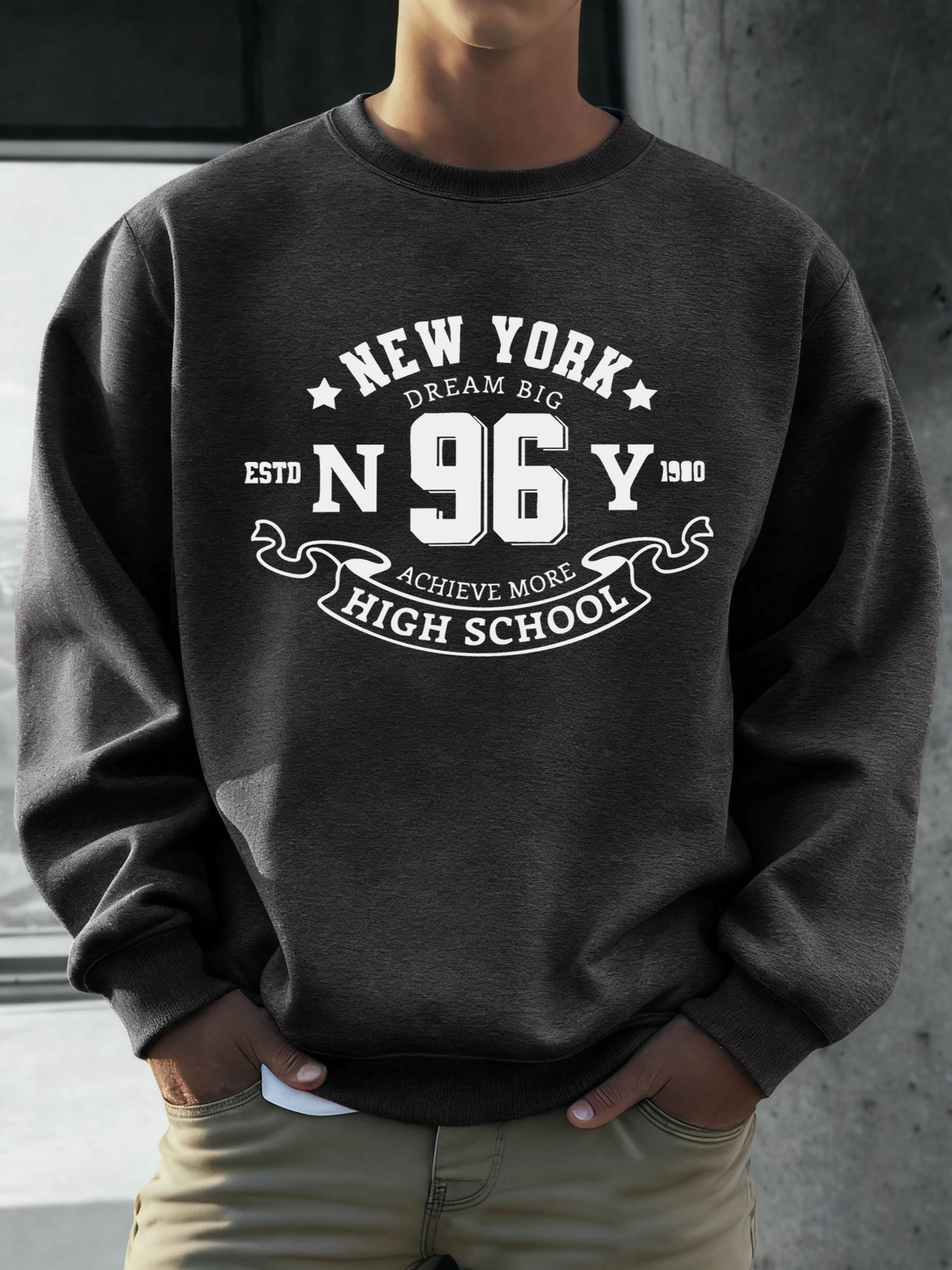 Мужская толстовка с принтом New York Number 96 High School, повседневная мягкая одежда, свободная ретро-модель с длинными рукавами, осенняя флисовая базовая футболка
Мужская толстовка с принтом New York Number 96 High School, повседневная мягкая одежда, свободная ретро-модель с длинными рукавами, осенняя флисовая базовая футболка