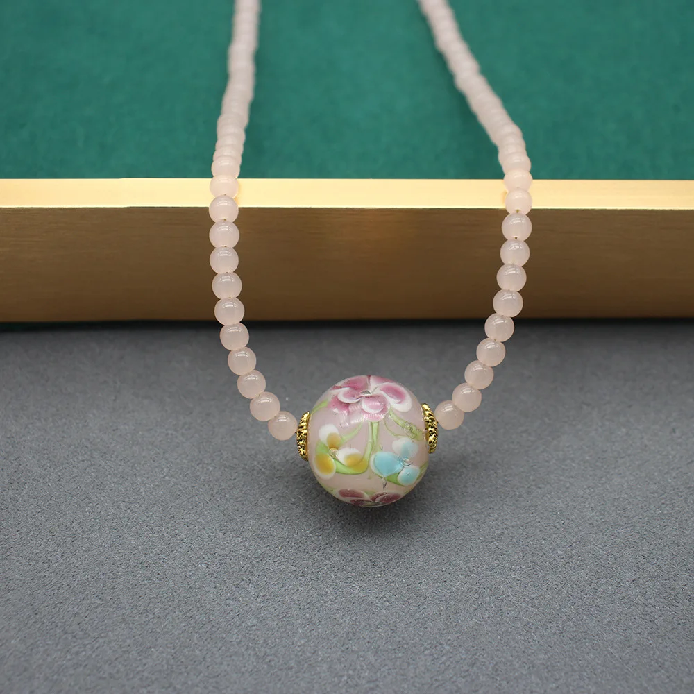 Chinoiserie Beaded Pink Glass Japanese Style Cake Thousand Flower Glass Necklace Casualeasiest for Match Clavicle Chain
Chinoiserie Beaded Pink Glass Japanese Style Cake Thousand Flower Glass Necklace Casualeasiest for Match Clavicle Chain