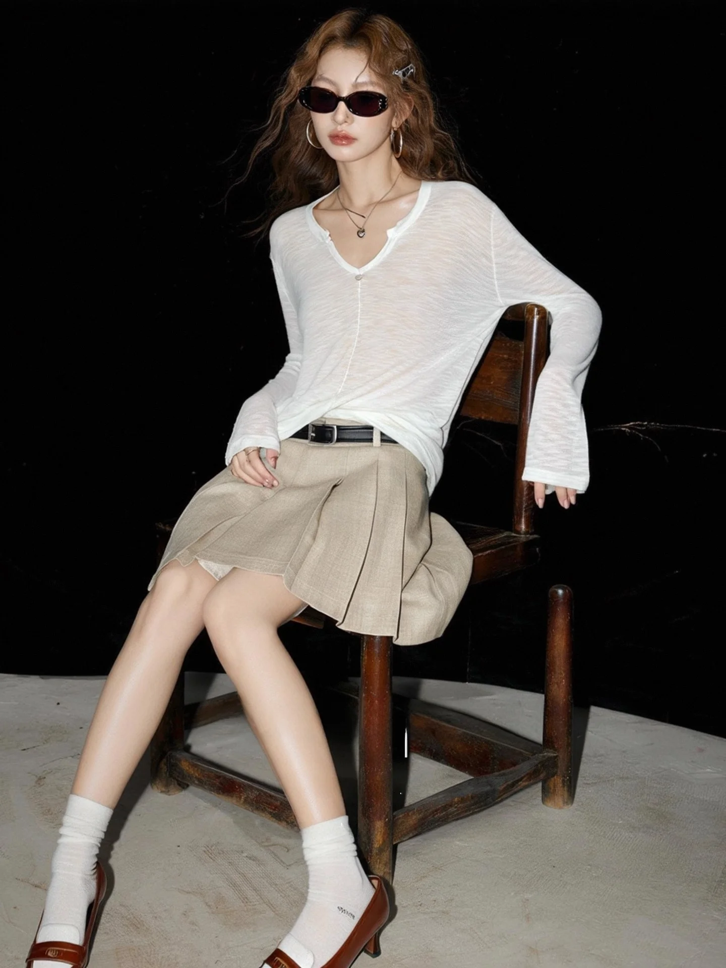 Huaappuw Loose Fit Long Sleeve V-Neck Knitted Sun Protection Top Thin Summer T-Shirt Korean Style Casual Wear for Women
Huaappuw Loose Fit Long Sleeve V-Neck Knitted Sun Protection Top Thin Summer T-Shirt Korean Style Casual Wear for Women