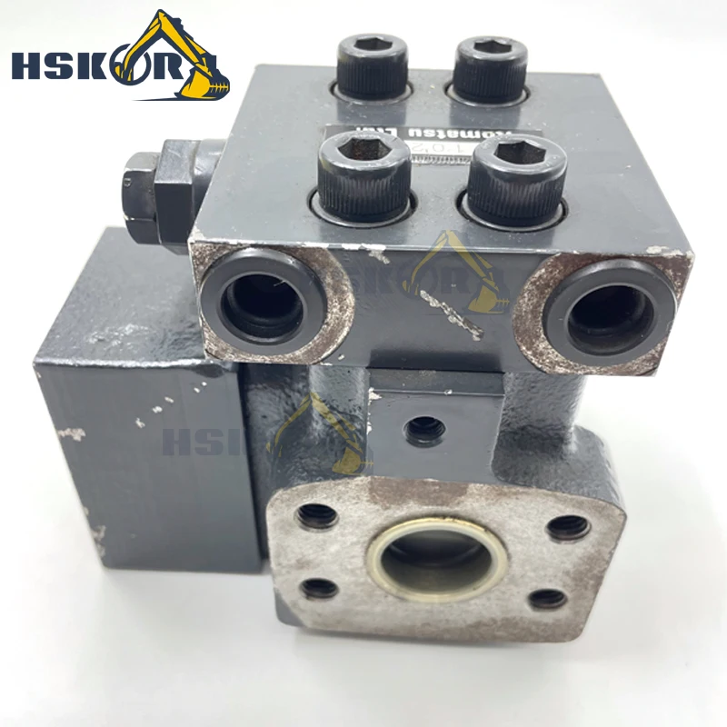 PC110 PC130-7 Pilot Valve 702-21-09230 for Excavator Control Valve Assy 
PC110 PC130-7 Pilot Valve 702-21-09230 for Excavator Control Valve Assy