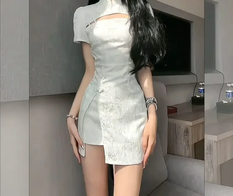 Sweet and Spicy Style Exquisite Spicy Girl with Hip Wrap New Chinese Style Dress Short Skirt for Women
Sweet and Spicy Style Exquisite Spicy Girl with Hip Wrap New Chinese Style Dress Short Skirt for Women