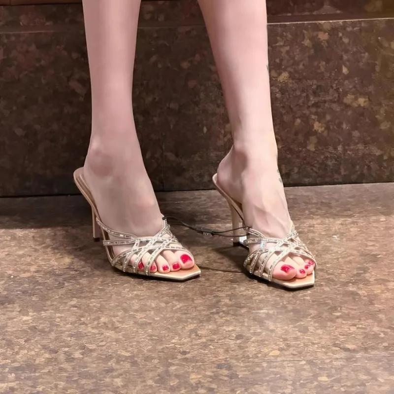 Luxury Rhinestone Women High Heel Sandals 2026 New Fashion Solid Square Toe Thin Heel Female Shoes Summer Hollow Casual Sandals
Luxury Rhinestone Women High Heel Sandals 2026 New Fashion Solid Square Toe Thin Heel Female Shoes Summer Hollow Casual Sandals