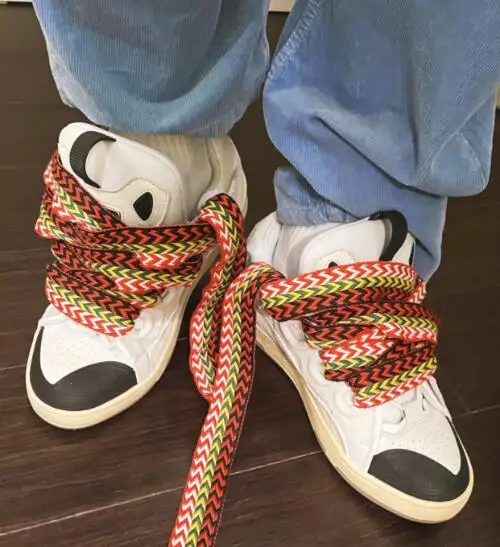 Retro Black Red White Mixed Color Round Toe Thick Sole Height Increasing Training Sneakers Male Cross Lace Up Leisure Shoes Man
Retro Black Red White Mixed Color Round Toe Thick Sole Height Increasing Training Sneakers Male Cross Lace Up Leisure Shoes Man