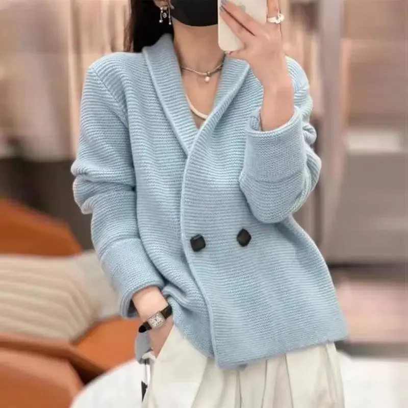 2024 Autumn Long Sleeve Double Breasted Loose Knitted Cardigan Korean Fashion Y2k Tops Simple Loose Sweaters for Women Knitwear
2024 Autumn Long Sleeve Double Breasted Loose Knitted Cardigan Korean Fashion Y2k Tops Simple Loose Sweaters for Women Knitwear