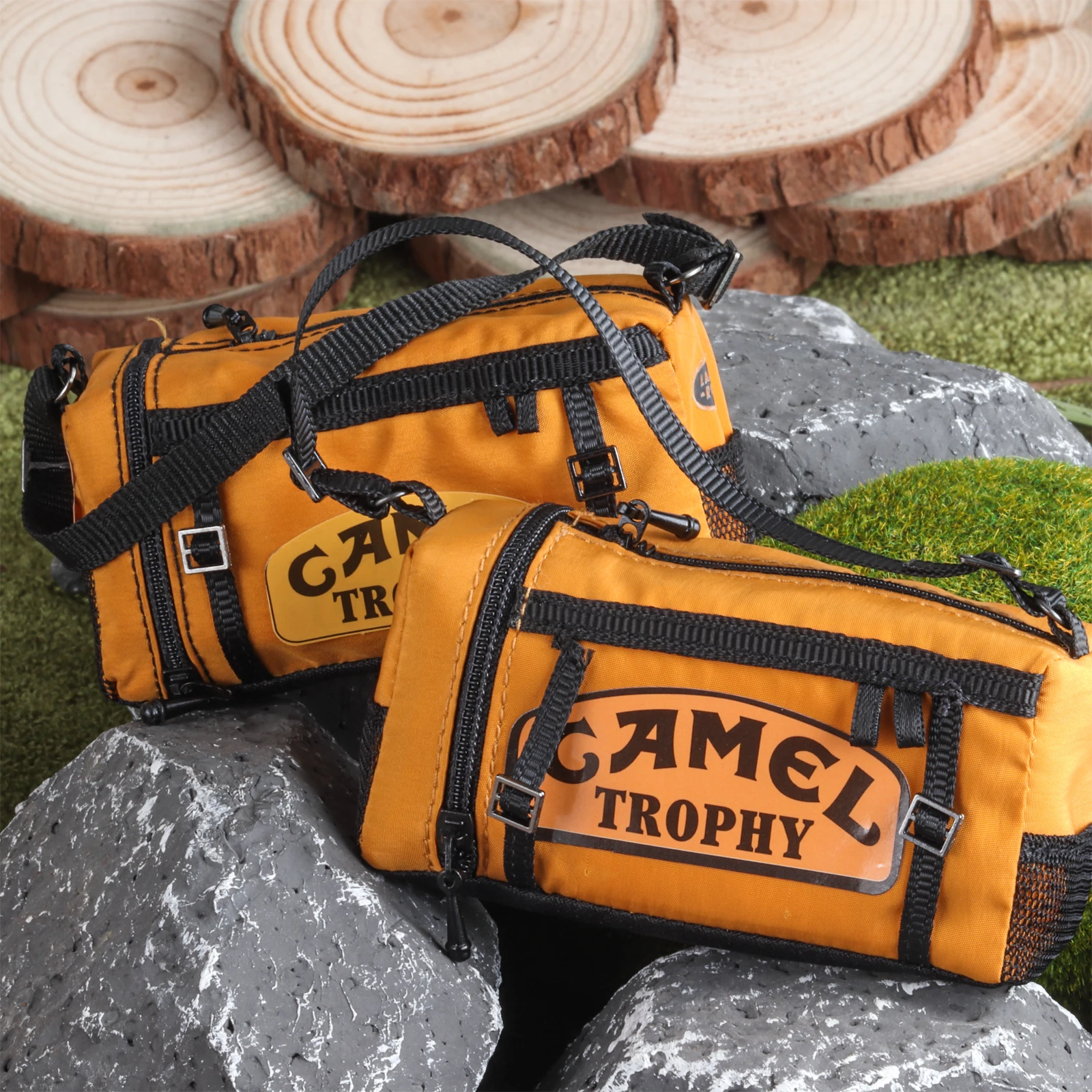 HooCrawler Simulated Mini Luggage Travel Bag Miniature Decoration Scale Sports Travel Bagfor 1/10 RC Crawler TRX4 SCX10 VS4-10
HooCrawler Simulated Mini Luggage Travel Bag Miniature Decoration Scale Sports Travel Bagfor 1/10 RC Crawler TRX4 SCX10 VS4-10