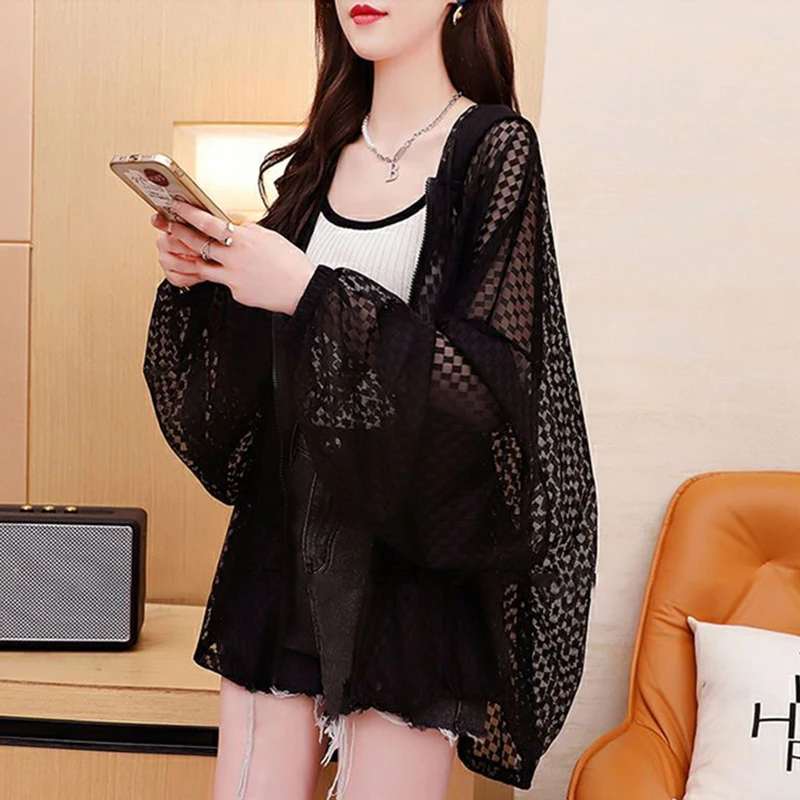 Fashion Hooded Zipper Printed Asymmetrical Shirt Female Clothing 2025 Spring Summer New Casual Tops Lantern Sleeve Korean Blouse
Fashion Hooded Zipper Printed Asymmetrical Shirt Female Clothing 2025 Spring Summer New Casual Tops Lantern Sleeve Korean Blouse