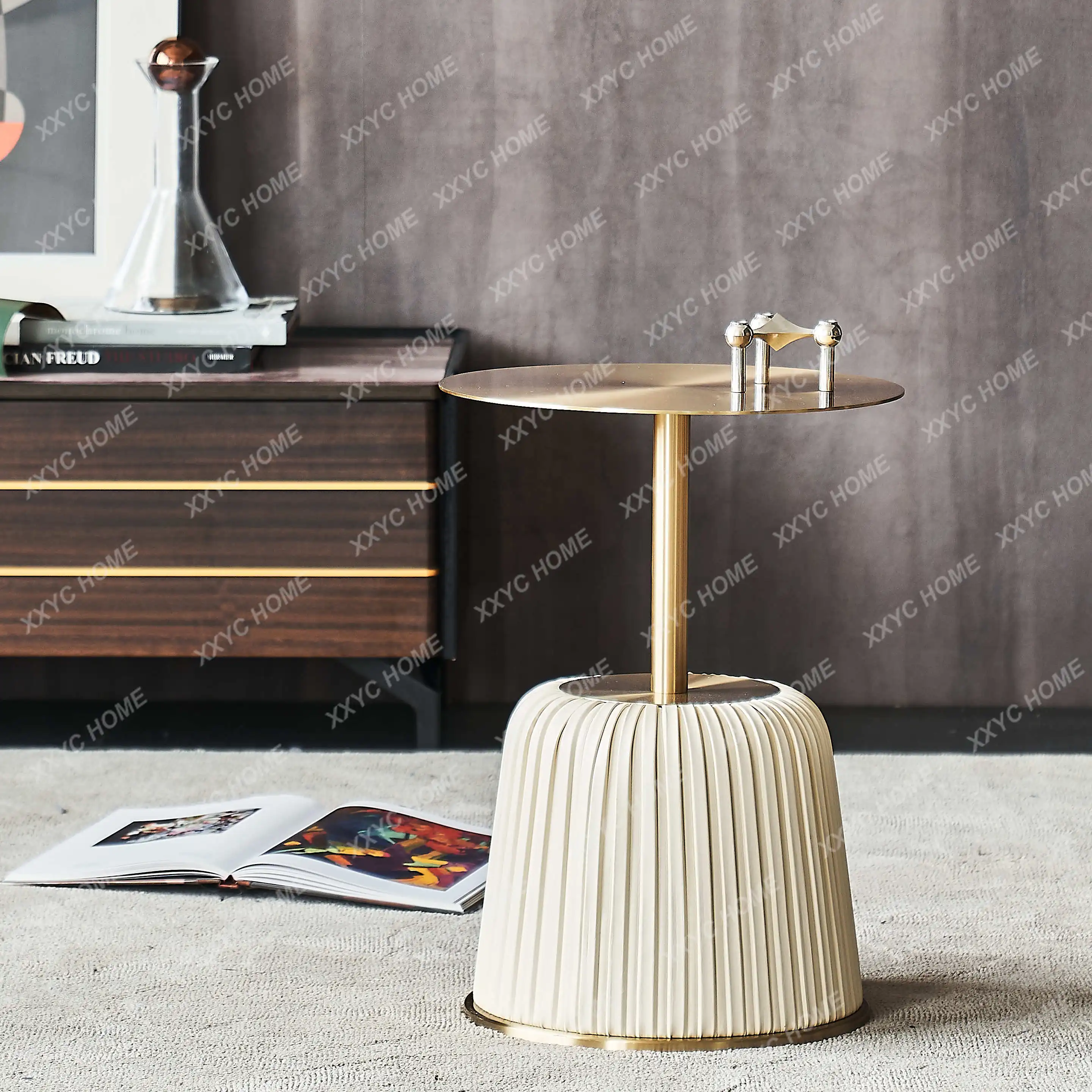 A Light Luxury Rock Slab Coffee Table Modern Living Room Size Round Coffee Table Combination Creative Sofa Side Table
A Light Luxury Rock Slab Coffee Table Modern Living Room Size Round Coffee Table Combination Creative Sofa Side Table
