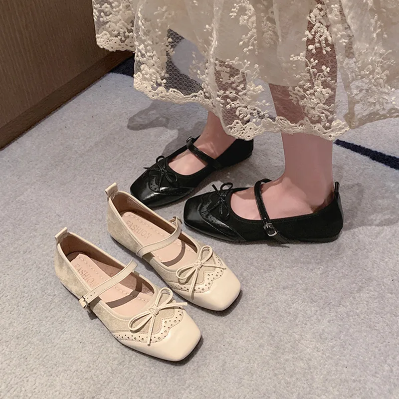 Women's Retro Square Toe Mary Jane Flats Bow Buckle Strap Versatile Comfortable Casual Shoes Plus Size All Seasons Cute Sweet
Women's Retro Square Toe Mary Jane Flats Bow Buckle Strap Versatile Comfortable Casual Shoes Plus Size All Seasons Cute Sweet