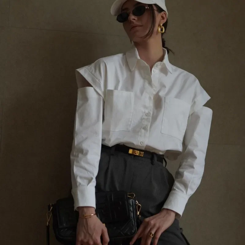 Fashion Long Sleeve Cut Out Hollow Blouse 2024 Autumn Loose White Shirt Women's Tops Casual Solid Pocket Streetwear Blusas 28172
Fashion Long Sleeve Cut Out Hollow Blouse 2024 Autumn Loose White Shirt Women's Tops Casual Solid Pocket Streetwear Blusas 28172