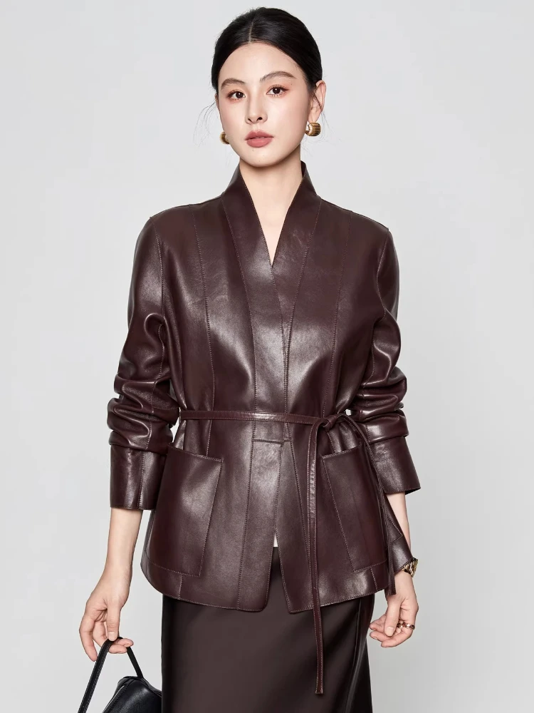 V-neck Slim Genuine Leather Blazer Jackets Women Spring Autumn High-end Simple Solid Soft Oil Wax Real Sheepskin Coat with Belt
V-neck Slim Genuine Leather Blazer Jackets Women Spring Autumn High-end Simple Solid Soft Oil Wax Real Sheepskin Coat with Belt
