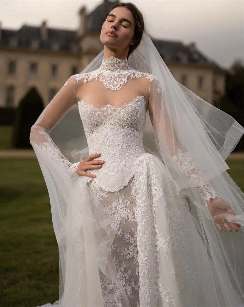 Customized Boho White Lace Vestido De Novia Formal Sweetheart Sleeveless Bridal Gowns Soft A-Line Court Train Wedding Dresses
Customized Boho White Lace Vestido De Novia Formal Sweetheart Sleeveless Bridal Gowns Soft A-Line Court Train Wedding Dresses