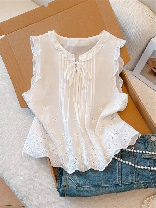 Unique Beautiful Women's Shirt Summer Design Hollow out Belted Sleeveless Earlet Collar Small Top Breathable Polyester Fiber
Unique Beautiful Women's Shirt Summer Design Hollow out Belted Sleeveless Earlet Collar Small Top Breathable Polyester Fiber