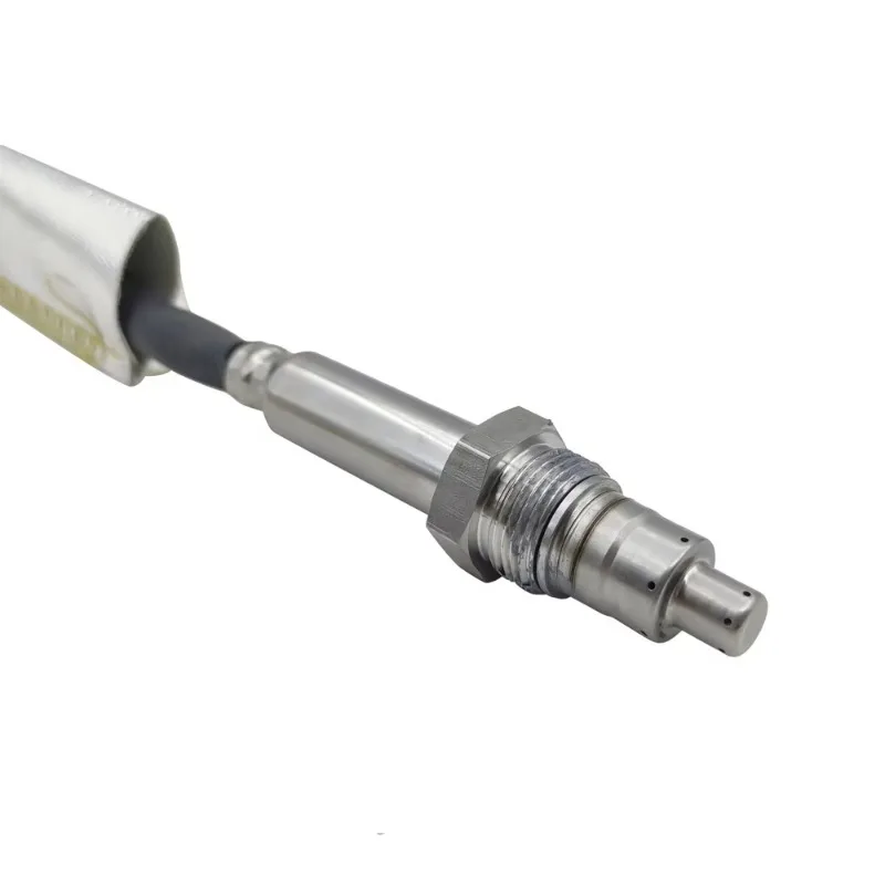 Hot Sell Diesel Engine Parts 12V NOX Sensor 4326873 2872948 5WK96742B Nitrogen Oxygen Sensor
Hot Sell Diesel Engine Parts 12V NOX Sensor 4326873 2872948 5WK96742B Nitrogen Oxygen Sensor