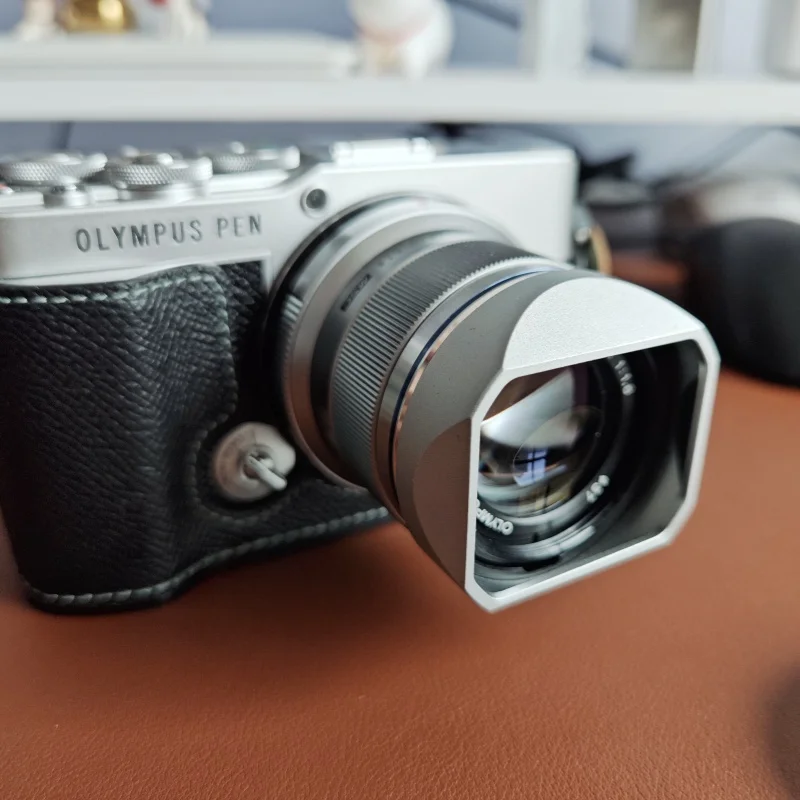 Дизайн для Olympus M.Zuiko Digital 45 мм F1.8 Металлическая байонетная квадратная бленда поставляется с металлической крышкой
Дизайн для Olympus M.Zuiko Digital 45 мм F1.8 Металлическая байонетная квадратная бленда поставляется с металлической крышкой