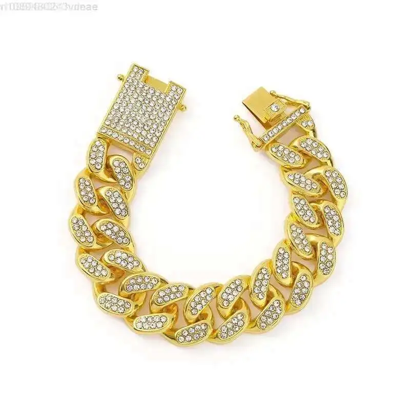 Заводской запас в стиле хип-хоп, ширина 20 мм, цепочка из сплава Майами, материал с двухрядным бриллиантовым кубинским браслетом-цепочкой
Заводской запас в стиле хип-хоп, ширина 20 мм, цепочка из сплава Майами, материал с двухрядным бриллиантовым кубинским браслетом-цепочкой