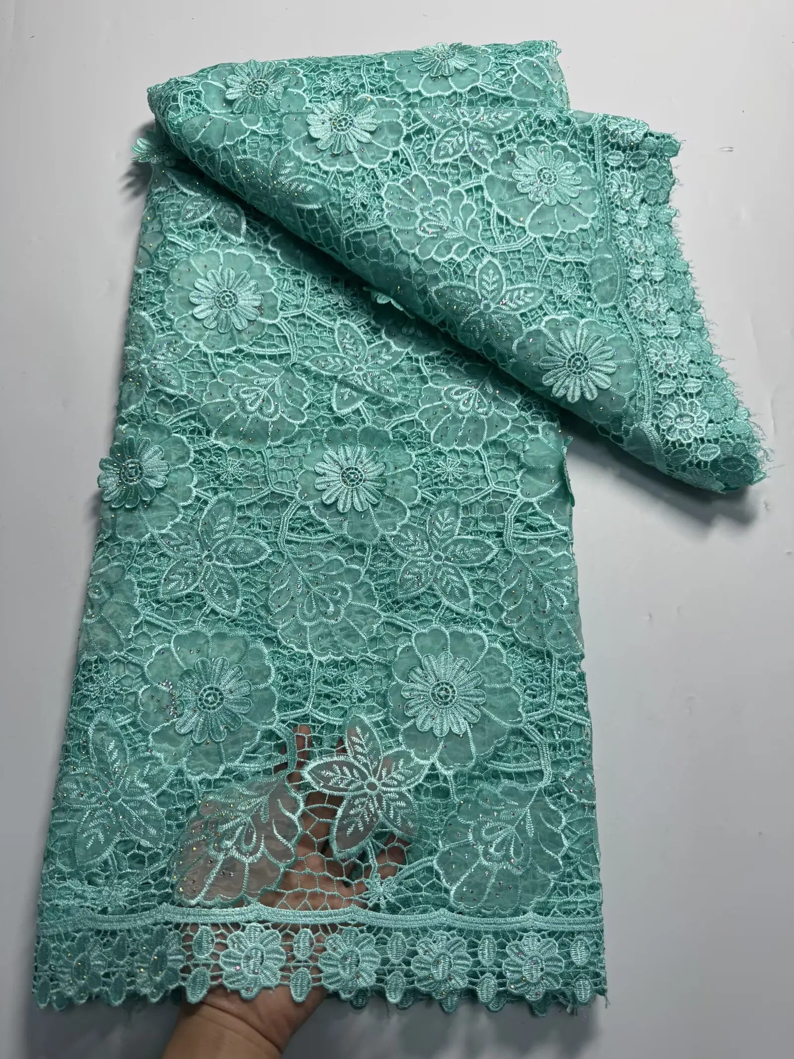 Luxury African Stones French Tulle Lace Fabric 2025 High Quality Embroidered Bridal Lace 5 Yards Luxury Beaded Lace Fabric
Luxury African Stones French Tulle Lace Fabric 2025 High Quality Embroidered Bridal Lace 5 Yards Luxury Beaded Lace Fabric