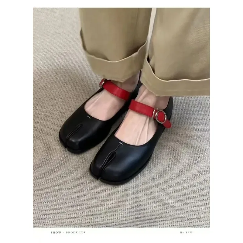 Women's Casual Low Heel Ankle Strap Sandals Comfortable Footwear Leather Upgraded Version Plain Color Slip-On Shoes
Women's Casual Low Heel Ankle Strap Sandals Comfortable Footwear Leather Upgraded Version Plain Color Slip-On Shoes