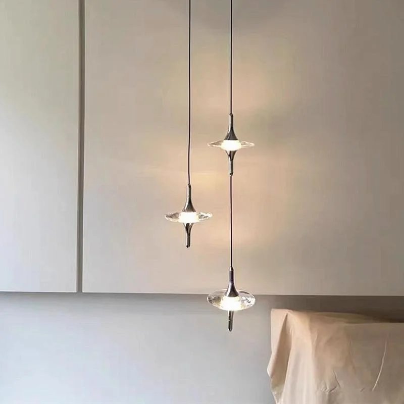 Retro crystal chandelier retry staircase empty simple dining room light luxury French bedside bedroom small chandelier
Retro crystal chandelier retry staircase empty simple dining room light luxury French bedside bedroom small chandelier
