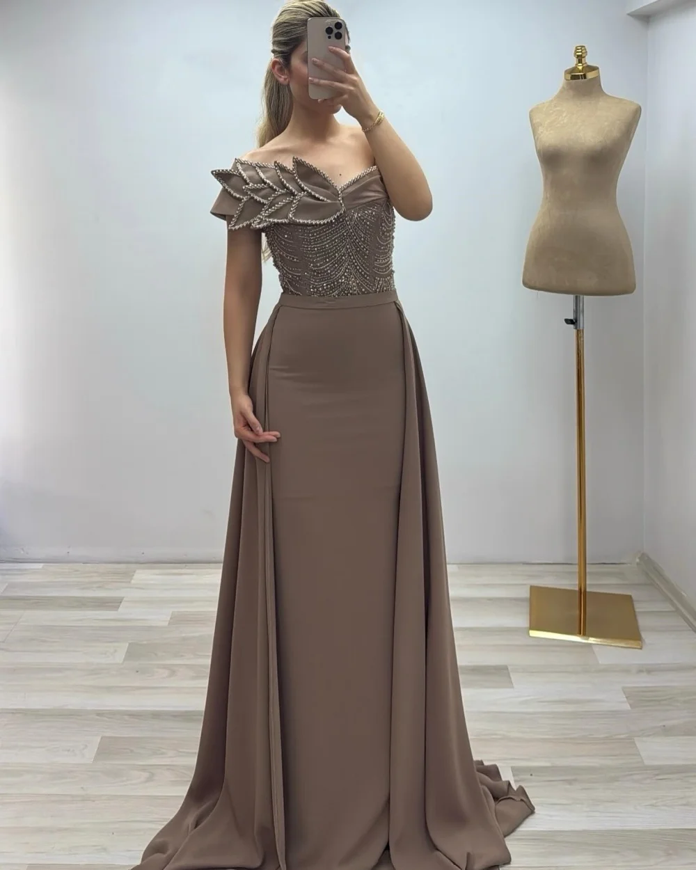 Customized Pattern Beading Glitter One-shoulder Floor-length Bespoke Occasion Women Luxury Evening Dresses Classic Elegant
Customized Pattern Beading Glitter One-shoulder Floor-length Bespoke Occasion Women Luxury Evening Dresses Classic Elegant