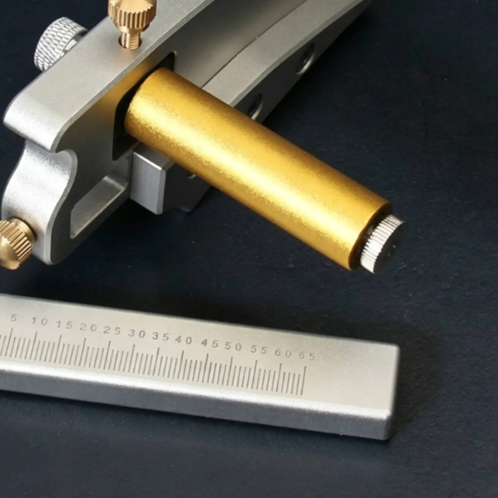 Adjustable Leather Strap Cutter Metal Body Hand Cutting Tool for DIY Makers, Craft Table
Adjustable Leather Strap Cutter Metal Body Hand Cutting Tool for DIY Makers, Craft Table