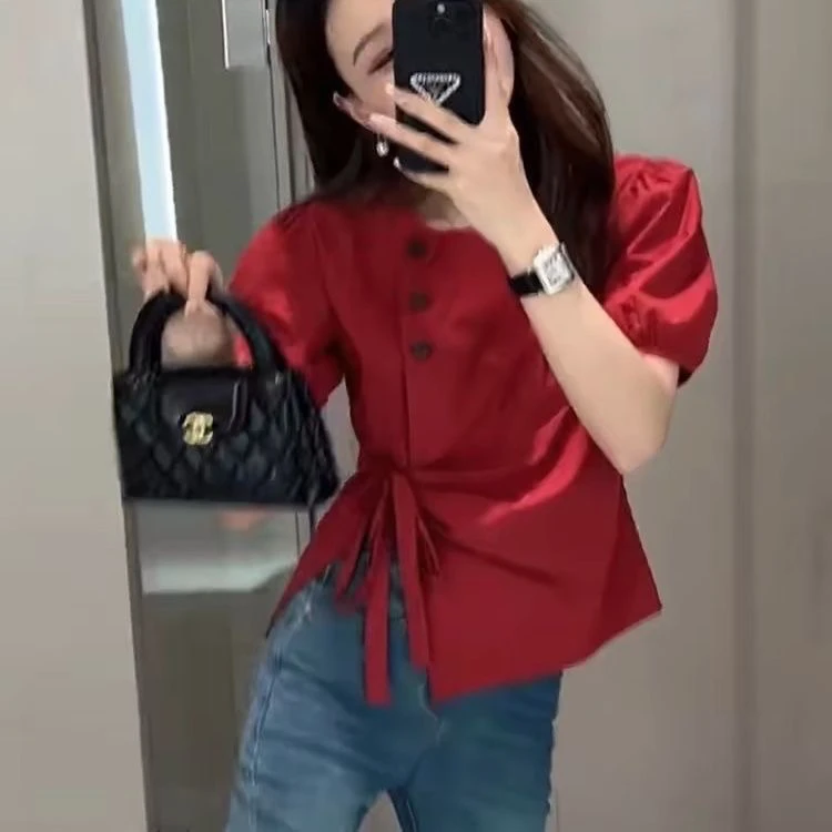 Red ort Sve irt Women's 2025 New Summer Unique Beautiful Waist-Cinching Belted Elegance Top Women's Faion Blouse
Red ort Sve irt Women's 2025 New Summer Unique Beautiful Waist-Cinching Belted Elegance Top Women's Faion Blouse