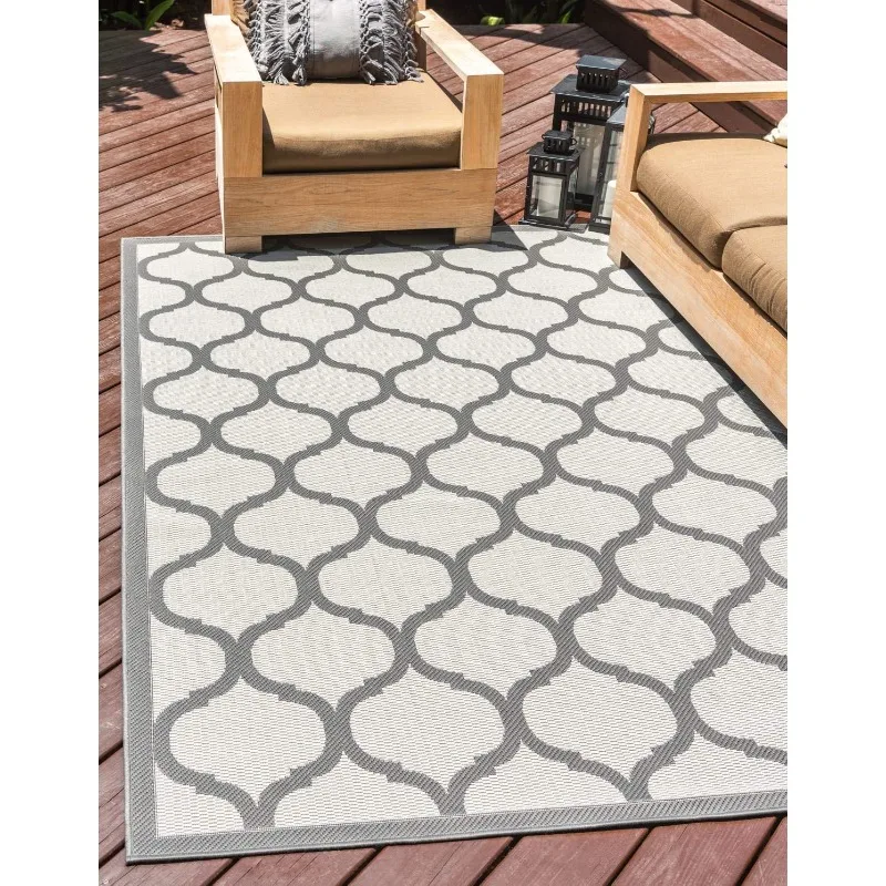 Unique Loom Outdoor Trellis Collection Area Rug - Moroccan (7' 1" x 10' Rectangle, Gray/ Silver) 
Unique Loom Outdoor Trellis Collection Area Rug - Moroccan (7' 1" x 10' Rectangle, Gray/ Silver)
