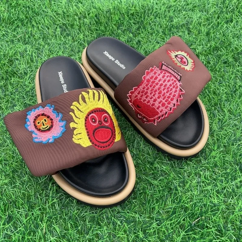 2025 Summer New Open Toe Women's Slippers Fashion Outdoor Casual Beach Plus Size Platform Embroidery Non-Slip Slippers Women
2025 Summer New Open Toe Women's Slippers Fashion Outdoor Casual Beach Plus Size Platform Embroidery Non-Slip Slippers Women