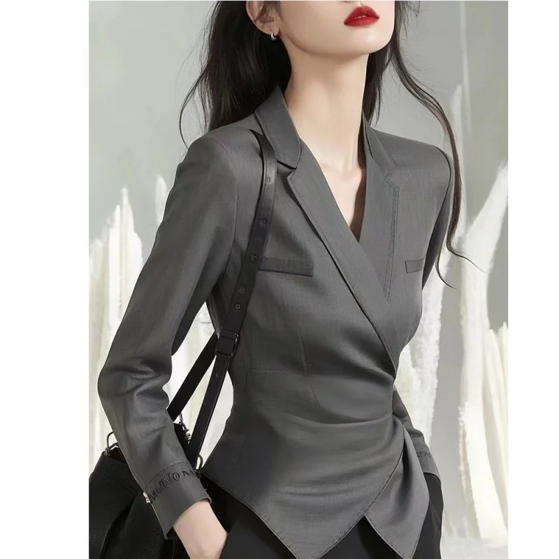 Новая элитная женская блузка во французском стиле для офиса, весна-осень, с отложным воротником, длинным рукавом, приталенная, модная, с завязками, асимметричный крой
Новая элитная женская блузка во французском стиле для офиса, весна-осень, с отложным воротником, длинным рукавом, приталенная, модная, с завязками, асимметричный крой