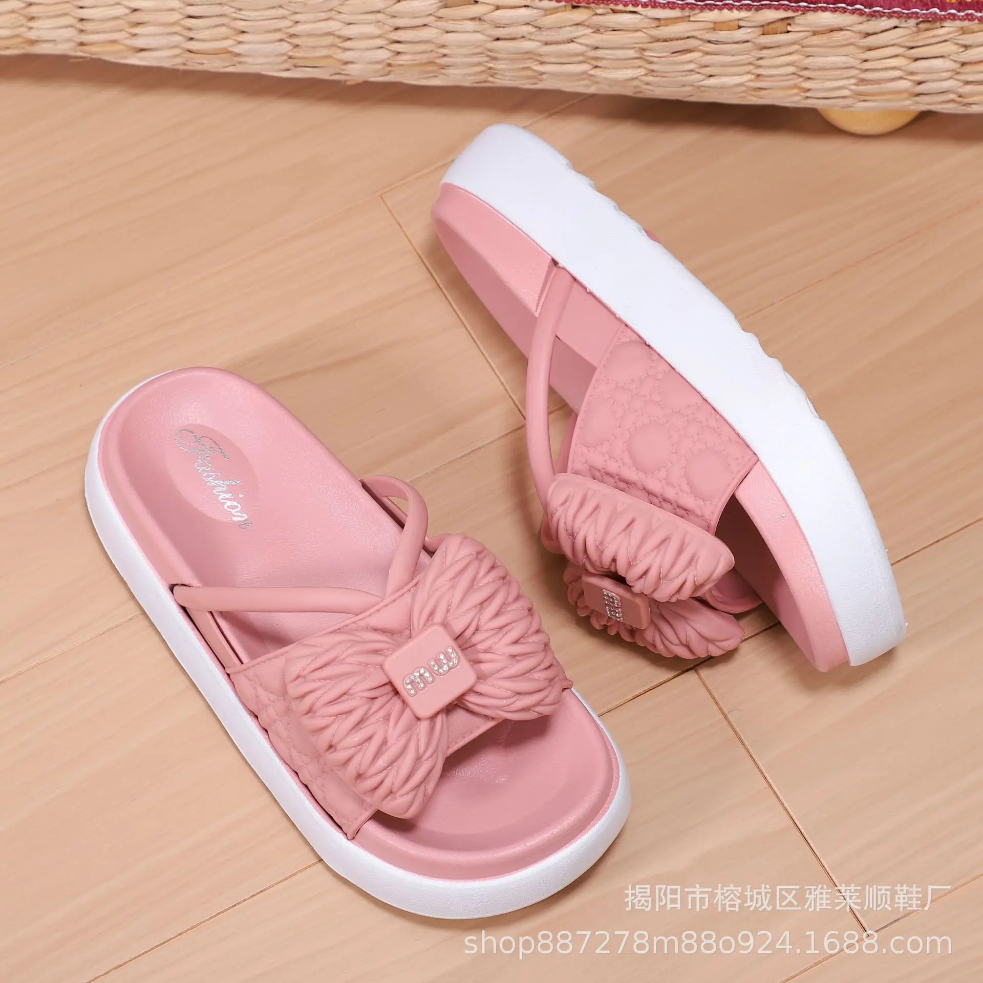 Women's Platform Slide Sandals Cork Footbed Open Toe Adjustable Flat Sandals Comfort Slip On Slippers for Summer
Women's Platform Slide Sandals Cork Footbed Open Toe Adjustable Flat Sandals Comfort Slip On Slippers for Summer