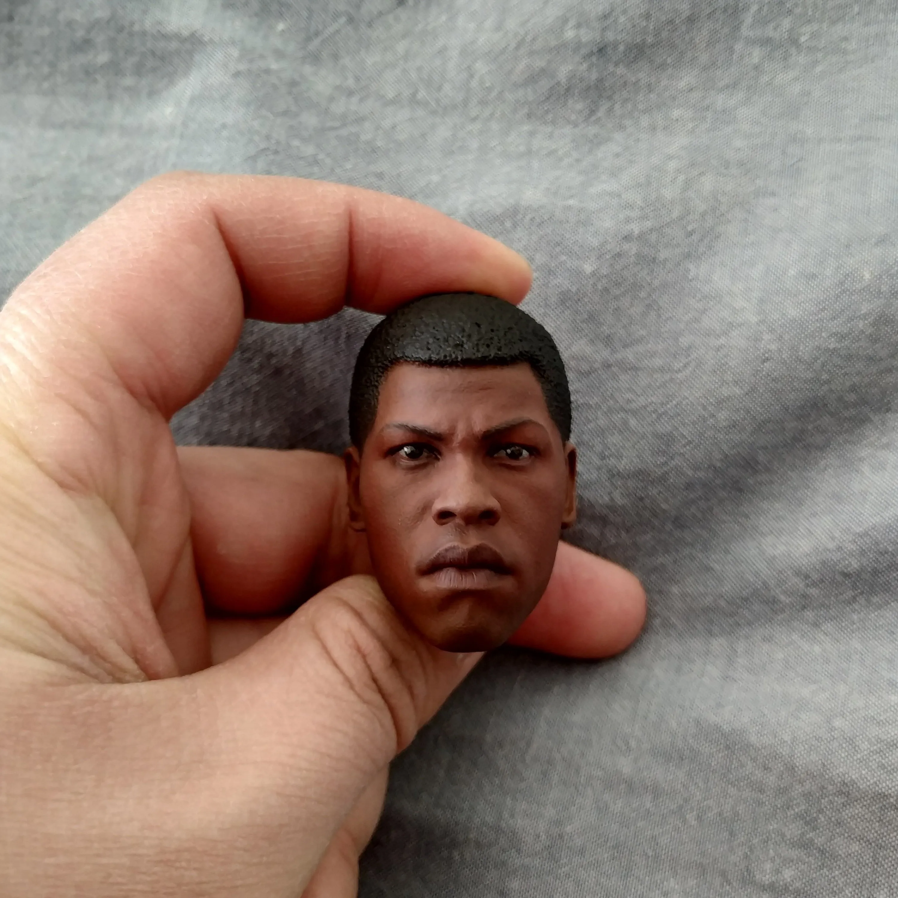 1/6 Scale Black Man Finn Head Sculpt for 12in Action Figure Toy Collection
1/6 Scale Black Man Finn Head Sculpt for 12in Action Figure Toy Collection