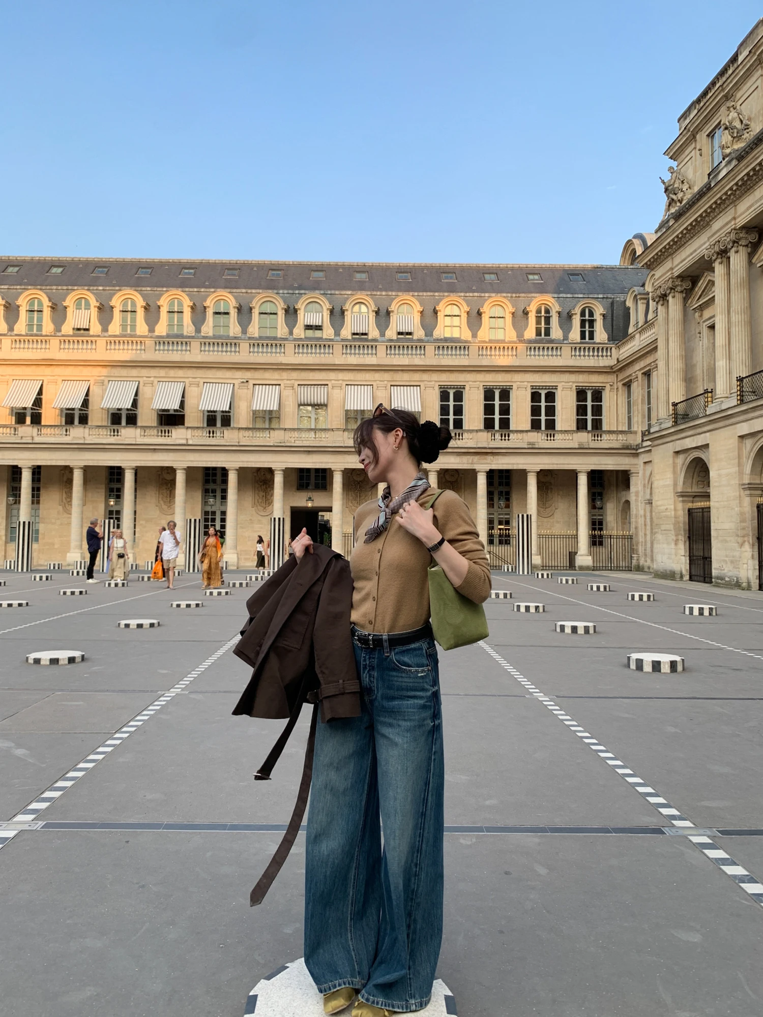 Le Lalin Широкие джинсы с высокой талией и широкими штанинами длиной до пола, модные женские джинсы Cleanfit Sle, прочный крой премиум-класса
Le Lalin Широкие джинсы с высокой талией и широкими штанинами длиной до пола, модные женские джинсы Cleanfit Sle, прочный крой премиум-класса