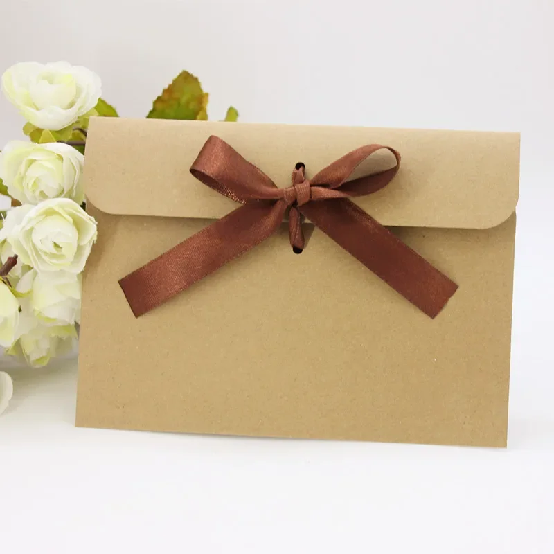 173*125mm Vintage Kraft Paper envelopes CD Optical Disc Paper Bag/DVD Bag/ creative candy bag gift bags / craft envelope 50pcs
173*125mm Vintage Kraft Paper envelopes CD Optical Disc Paper Bag/DVD Bag/ creative candy bag gift bags / craft envelope 50pcs
