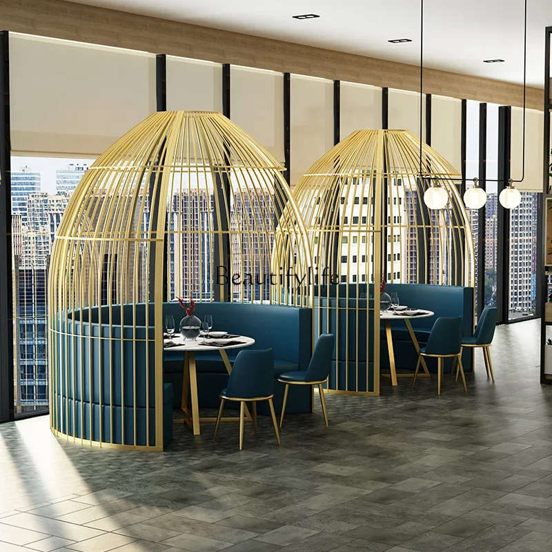 Wrought iron bird cage decorative ornament King size hot pot restaurant bird cage booth outdoor large bird cage
Wrought iron bird cage decorative ornament King size hot pot restaurant bird cage booth outdoor large bird cage