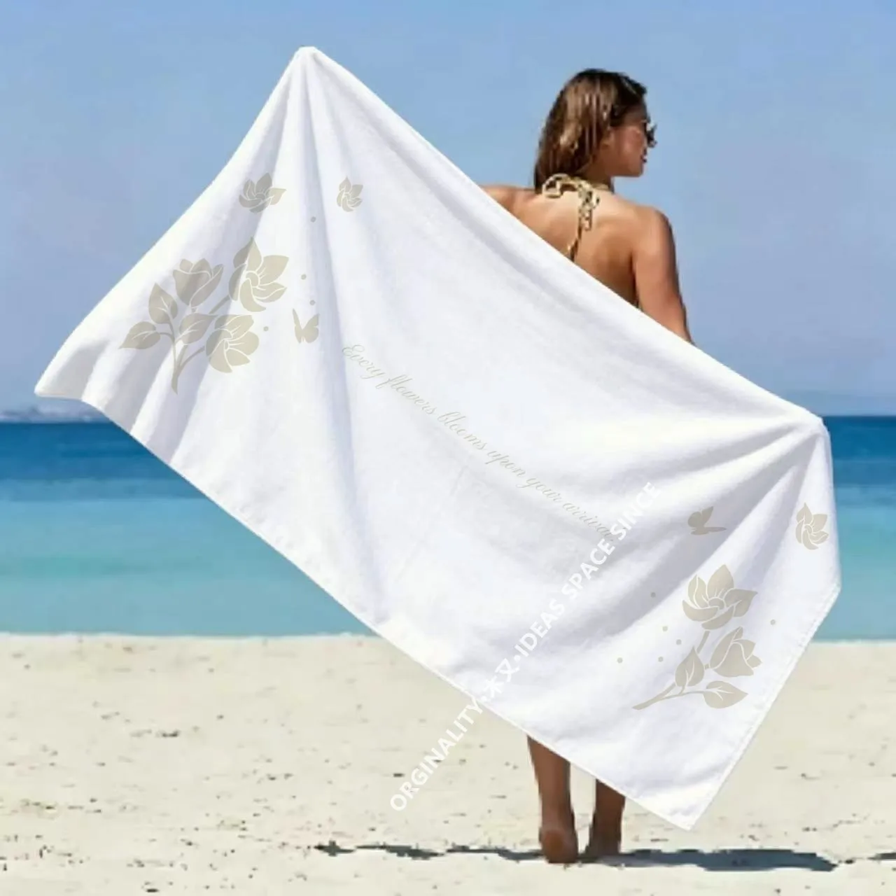 Floral Print Elegant Beach Towel Patterned Sunscreen And Windproof Suitable For Swimming Pool Camping Travel Blanket
Floral Print Elegant Beach Towel Patterned Sunscreen And Windproof Suitable For Swimming Pool Camping Travel Blanket