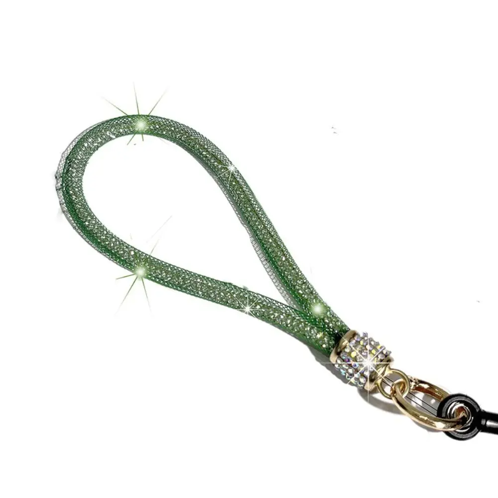 Hanging Cord Glitter Rhinestone Phone Lanyard Short Wrist Style Luxury Mobile Phone Rope Bling Bling Handheld Mobile Phone Chain 
Hanging Cord Glitter Rhinestone Phone Lanyard Short Wrist Style Luxury Mobile Phone Rope Bling Bling Handheld Mobile Phone Chain