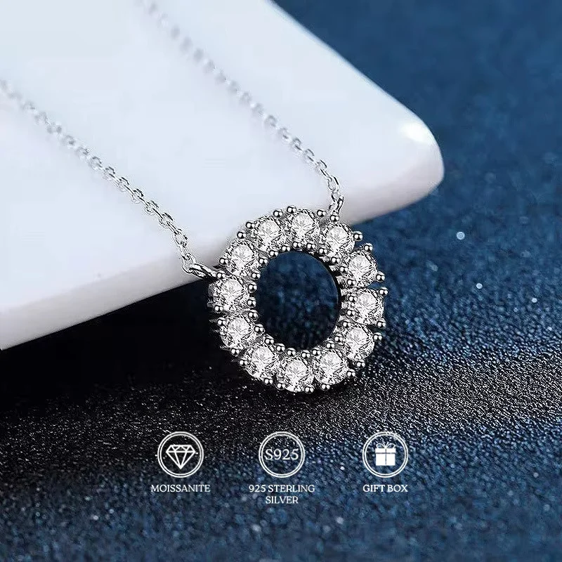 1Pc 1.2Ct Moissanite Pendant Necklace, 925 Sterling Silver Pendant Necklace, Exquisite and Simple Style, Men and Women Can Wear.
1Pc 1.2Ct Moissanite Pendant Necklace, 925 Sterling Silver Pendant Necklace, Exquisite and Simple Style, Men and Women Can Wear.
