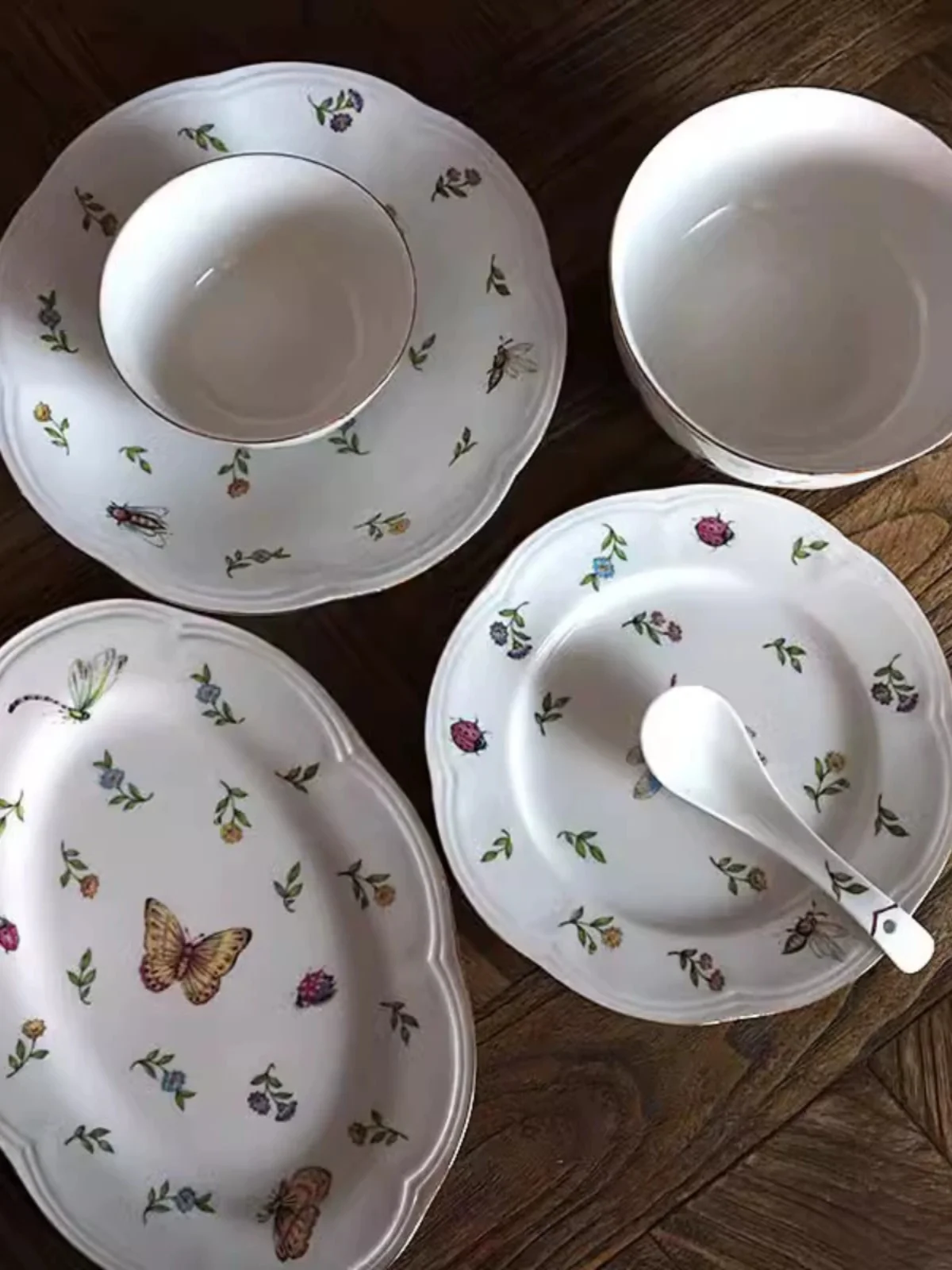 European Single French Vintage Dragonfly Butterfly Cream Ceramic Tableware Set/European Rice
European Single French Vintage Dragonfly Butterfly Cream Ceramic Tableware Set/European Rice